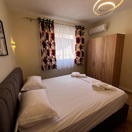 Charming Comfort Apartment Tirana Zewnętrze zdjęcie